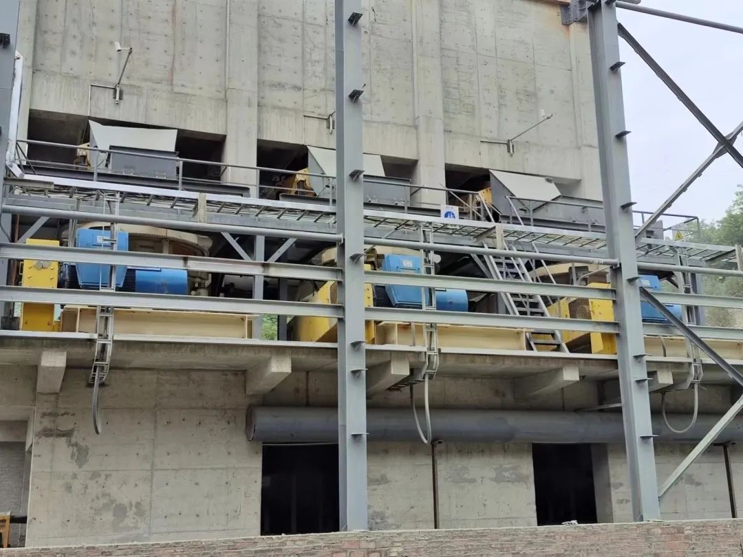 304am永利服务中国能建葛洲坝易普力公司—砂石骨料项目(图3) 304am永利服务中国能建葛洲坝易普力公司—砂石骨料项目(图3)